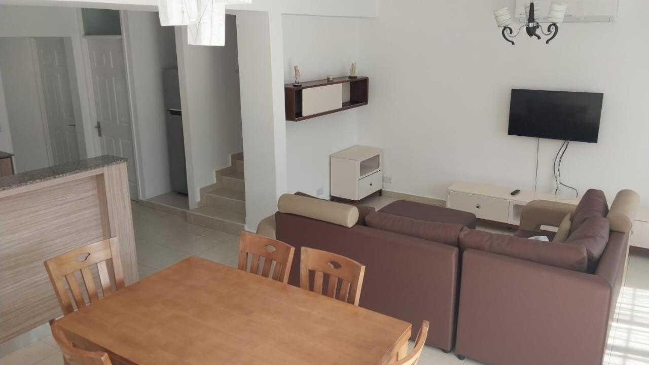 Villa John Flic-en-Flacq Екстериор снимка